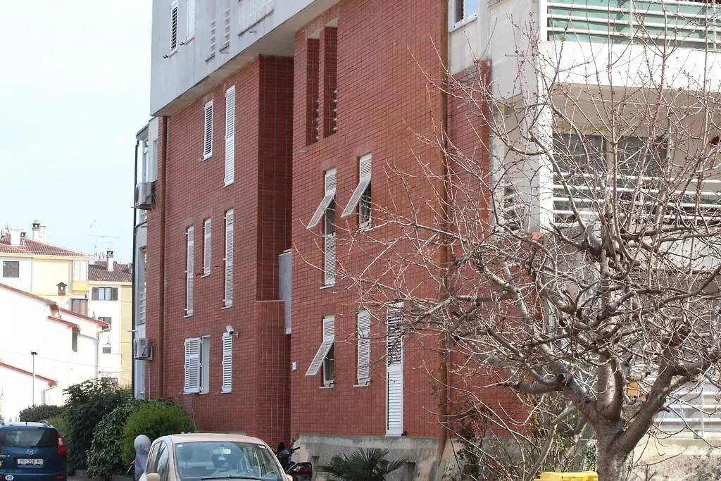 Apartment Nives Ρόβινι Κροατία