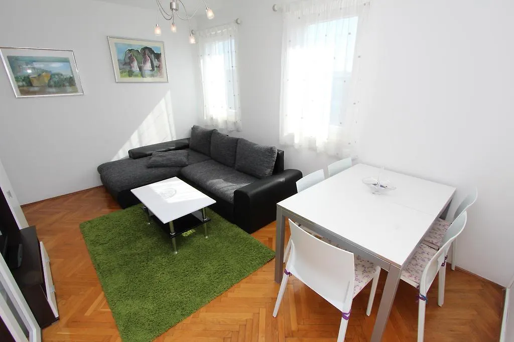Apartment Nives Rovinj 0*,  Croatia