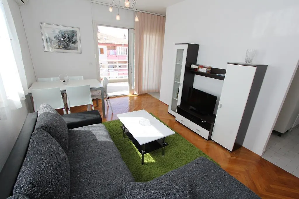 Apartment Nives Rovinj